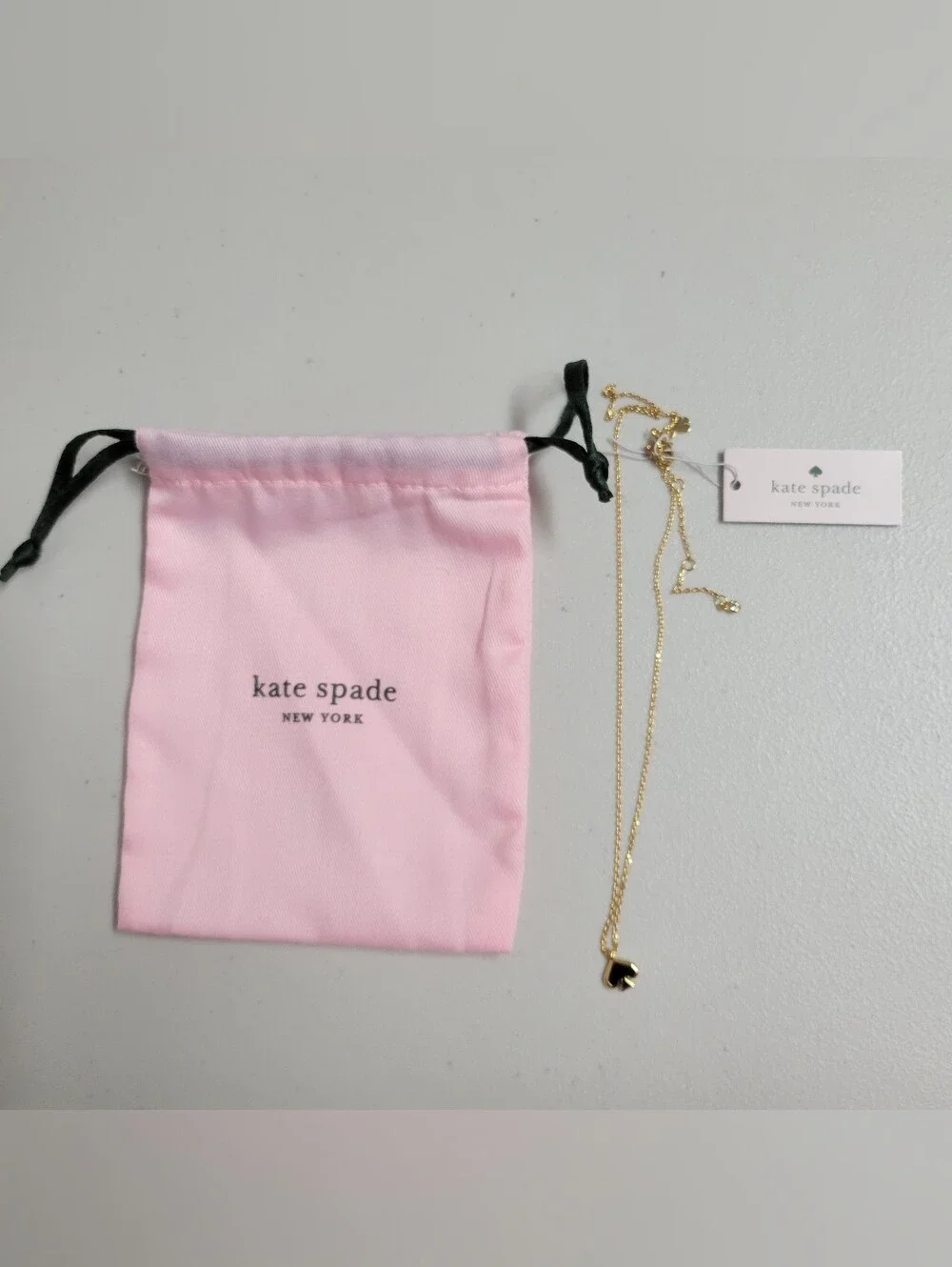 Kate Spade NWT Everyday Spade Enamel Mini Pendant Black & Gold.